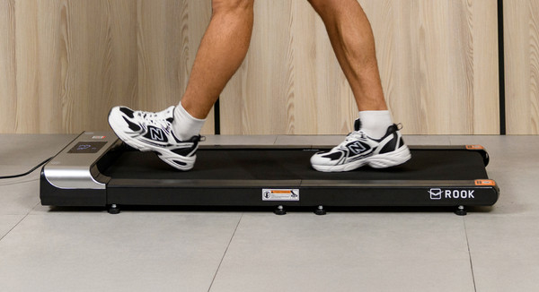 Изображение товара Электрическая беговая дорожка Orlauf Fitness Rook 17909