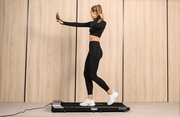 Изображение товара Электрическая беговая дорожка Orlauf Fitness Rook 17909