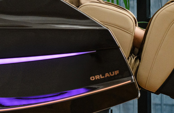Изображение товара Массажное кресло Orlauf Wellness Mirage 18000