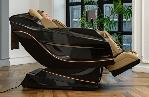 Изображение товара Массажное кресло Orlauf Wellness Mirage 18000