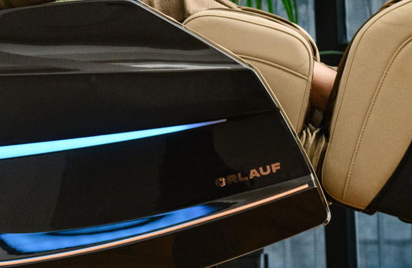 Изображение товара Массажное кресло Orlauf Wellness Mirage 18000