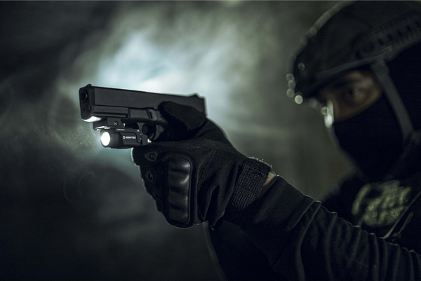 Изображение товара Фонарь Armytek Buckler M1 / F09301C (белый свет)