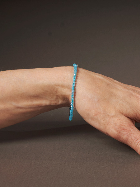 Изображение товара Браслет Wolves Циркон 5642 (голубой)