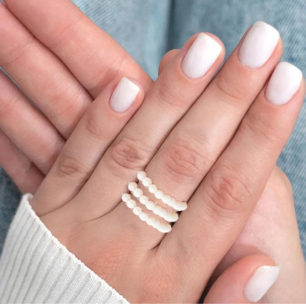 Изображение товара Кольцо Wolves Коралл Тройное 5977 (р.20-21, белый)