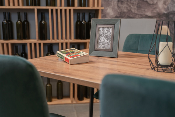 Изображение товара Обеденный стол Woodville Тринити Лофт 120 25 мм / 489635 (дуб делано темный/черный матовый)