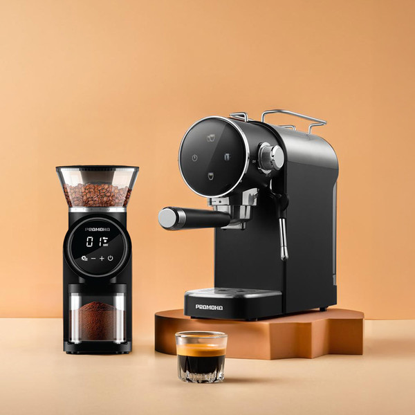 Изображение товара Кофеварка эспрессо Redmond CM719 (черный)