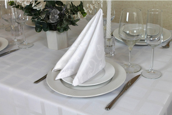 Изображение товара Сервировочная салфетка Журавинка 2233/010101 / шт0710 (40х40см, белый крупный вензель)