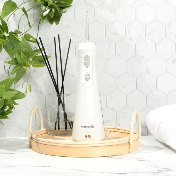 Изображение товара Ирригатор Waterpik WP-490 EU (белый)