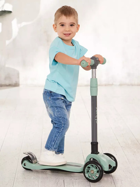 Изображение товара Самокат детский MOWbaby Oliver MC030 (Green)