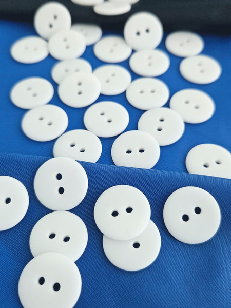 Изображение товара Набор пуговиц Sentex P-002-18/2 (12шт, белый матовый)