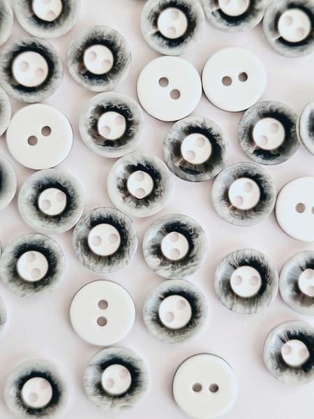 Изображение товара Набор пуговиц Sentex P-A1008 11.5/2 (12шт, белый-графит)