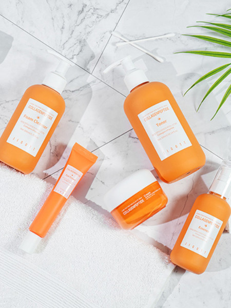 Изображение товара Крем для лица Jigott Collagen + Peptide Cream (50мл)