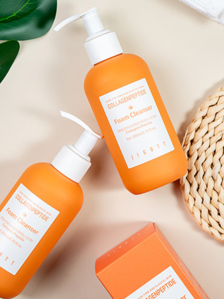 Изображение товара Пенка для умывания Jigott Collagen + Peptide Foam Cleanser (200мл)