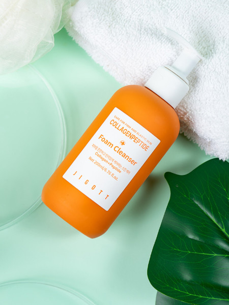 Изображение товара Пенка для умывания Jigott Collagen + Peptide Foam Cleanser (200мл)