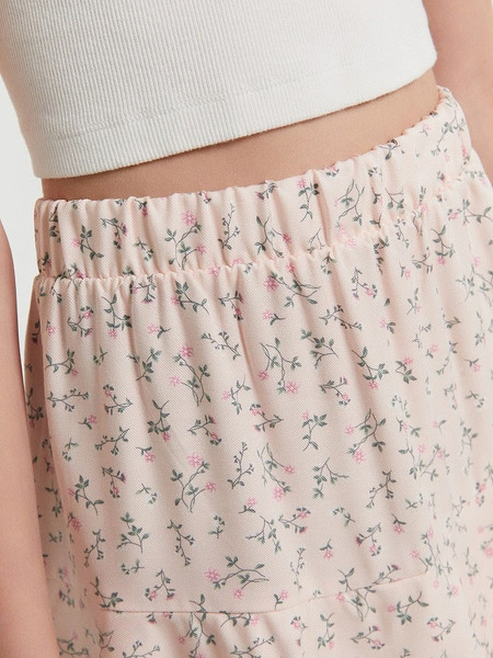 Изображение товара Шорты детские Mark Formelle 137754 (р.134-68, цветы на нежно-розовом)