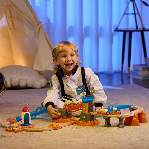 Изображение товара Железная дорога игрушечная Hape Космос Марсианская железная дорога / E3798_HP