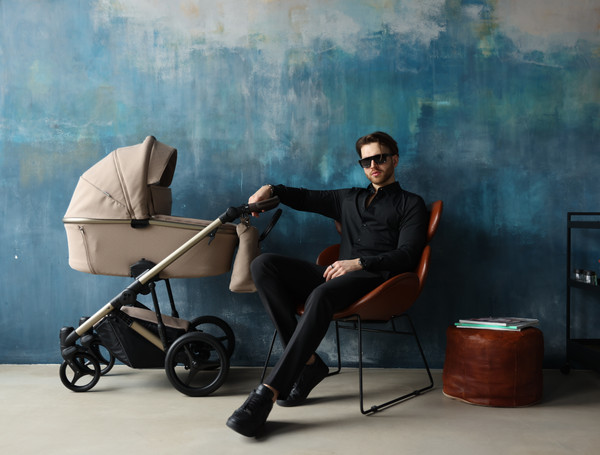 Изображение товара Детская универсальная коляска Bebetto Loren Sand 2в1 (Sand 01, светло-бежевая кожа)