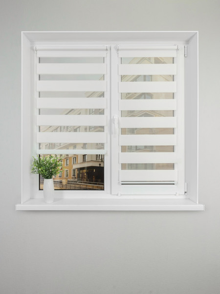 Изображение товара Рулонная штора Lm Decor Грация ДН LB 10-01 120x170 (белый)