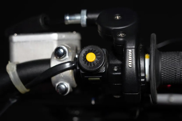 Изображение товара Мотоцикл BSE PH 150 12/12 AK47 Supermoto / BPH1EA020EOH1 (красный)