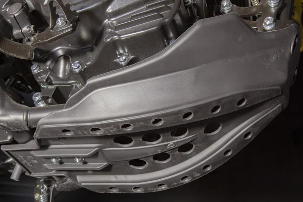 Изображение товара Мотоцикл BSE T4 ZS172FMM-5 / B0T4YE015HNH1 (розовый)