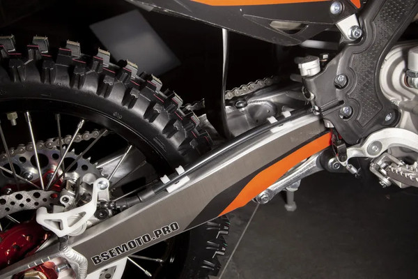 Изображение товара Мотоцикл BSE T4 ZS172FMM-5 / B0T4YE015HNH1 (розовый)