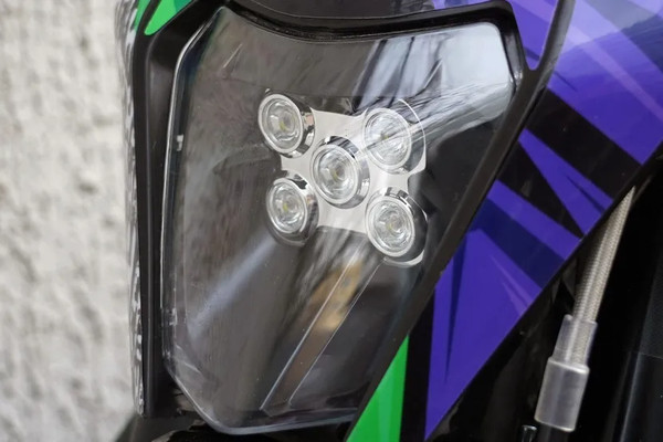 Изображение товара Мотоцикл BSE T7 Flash ZS174-5А / B0T7NE015HRH2