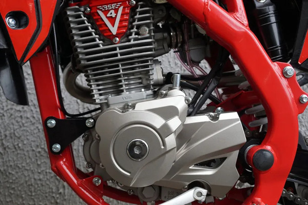 Изображение товара Мотоцикл BSE Z11 Red Black / BZ11NG020HRH1