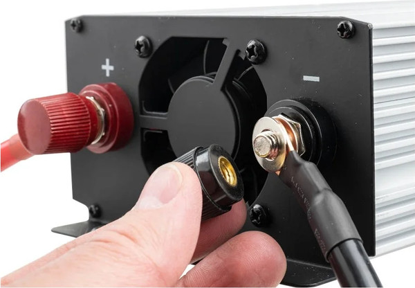 Изображение товара Автомобильный инвертор RockForce RF-JBHI-1000 (58879)