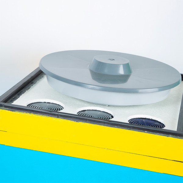 Изображение товара Подкрышник для улья Lyson Для 10-рамочного улья 520x450 / W1021 (желтый)