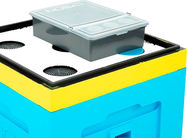 Изображение товара Подкрышник для улья Lyson Для 10-рамочного улья 520x450 / W1021 (желтый)