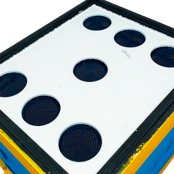 Изображение товара Подкрышник для улья Lyson Для 10-рамочного улья 520x450 / W1021 (желтый)