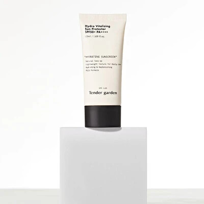 Изображение товара Крем солнцезащитный Tender Garden Hydro Vitalizing Sun Protector SPF50+ PA++++ (50мл)