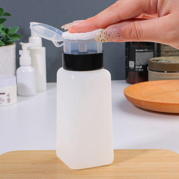 Изображение товара Флакон для косметики Queen Fair 3547441 (белый/черный)