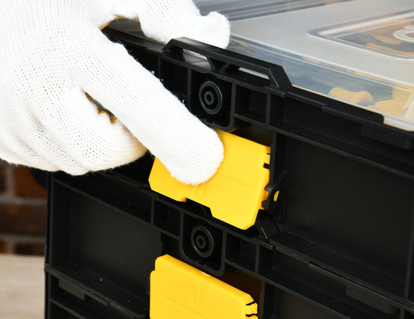 Изображение товара Универсальный набор инструментов Deli YS EDL1211 (11пр, кейс, черный/желтый)