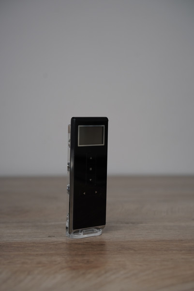 Изображение товара Пульт ДУ для рулонной электрошторы НеоФьюжен AC140-16 16-канальный сенсорный (черный)