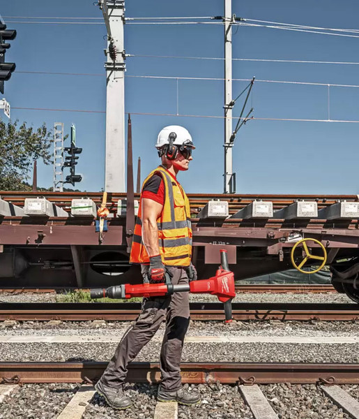 Изображение товара Аккумуляторный гайковерт Milwaukee M18 FHIWF1R-0C (4933493140)