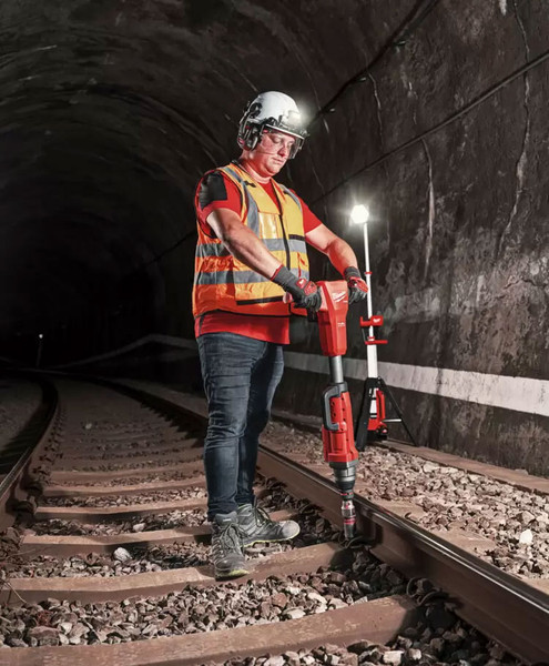 Изображение товара Аккумуляторный гайковерт Milwaukee M18 FHIWF1R-0C (4933493140)