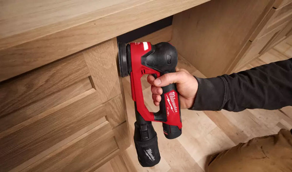 Изображение товара Эксцентриковая шлифовальная машина Milwaukee M12 FSDR75-202B (4933498233)