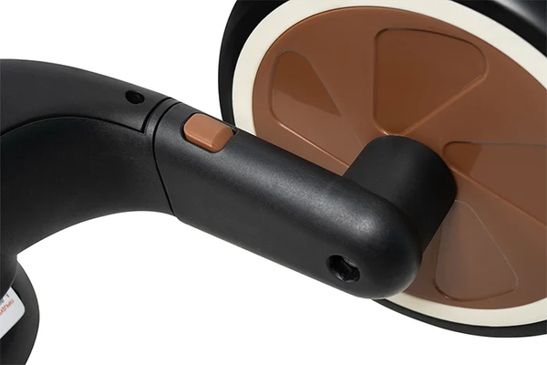 Изображение товара Трехколесный велосипед с ручкой Farfello 6588 (черный)