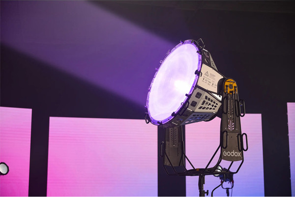 Изображение товара Рефлектор Godox Knowled BeamLight Max90 с байонетом G-Mount / 32220