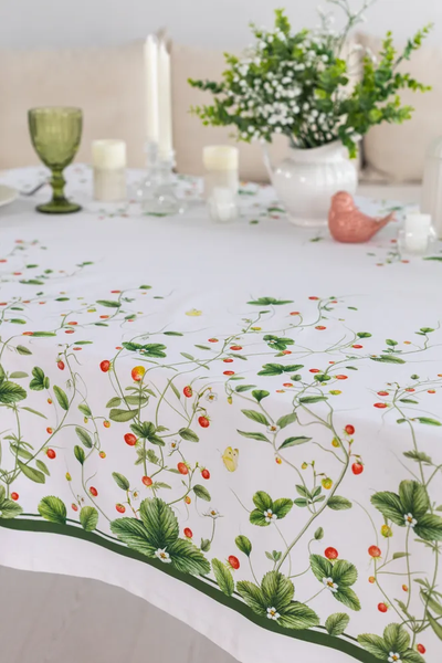 Изображение товара Скатерть Listelle Земляничная поляна 517503