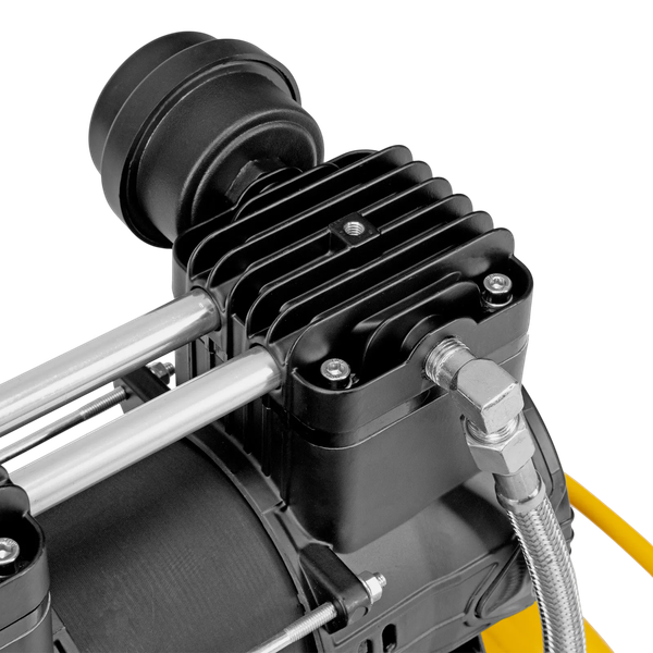 Изображение товара Воздушный компрессор Denzel DLP-950/24 / 58142