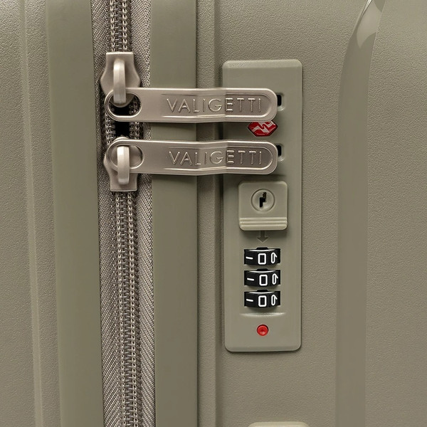 Изображение товара Чемодан на колесах Valigetti 344-4042-20GGN (серый/зеленый)