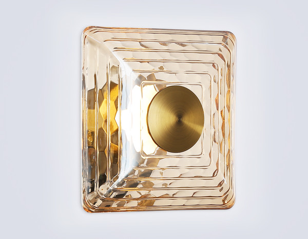 Изображение товара Светильник Ambrella LH31035 BS/TI (латунь/янтарь)