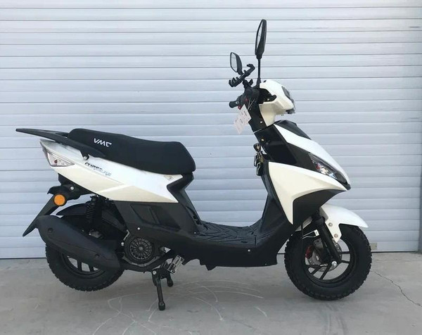 Изображение товара Скутер Vento (VMC) Corsa RS BY49QT-2A N1500 V  (белый матовый/черный матовый)