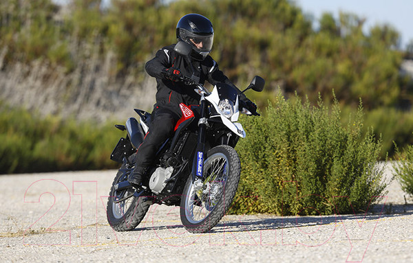 Изображение товара Мотошина задняя Metzeler Enduro 3 Sahara 140/80R18 70S TT