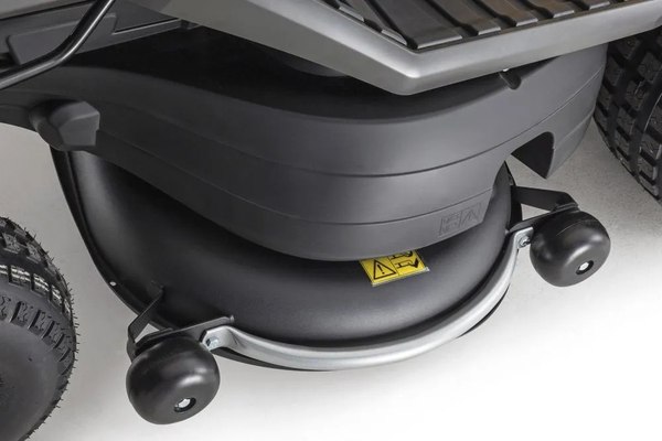 Изображение товара Райдер бензиновый Stiga Tornado 7108 W / 2T1850481/ST1
