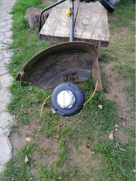 Изображение товара Головка триммерная Champion HT43 / C5143