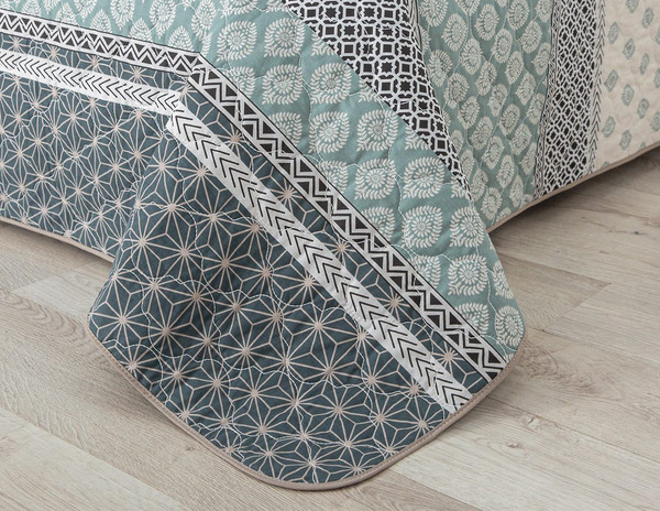 Изображение товара Покрывало АртПостель Классика 2292 (стеганное поплин, 180x215)