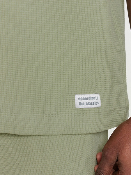 Изображение товара Футболка Mark Formelle 111938 (р.104-182/188, зеленый чай/декор)